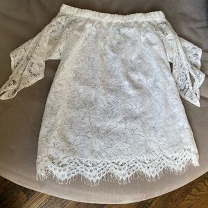 NWT Lulu’s off the shoulder top